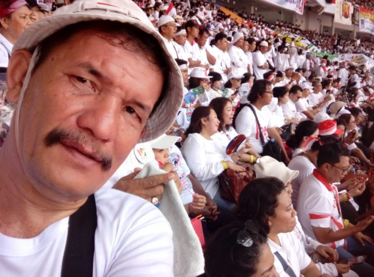 Lautan Manusia Banjiri Kampanye Akhir Jokowi-Ma’ruf di GBK