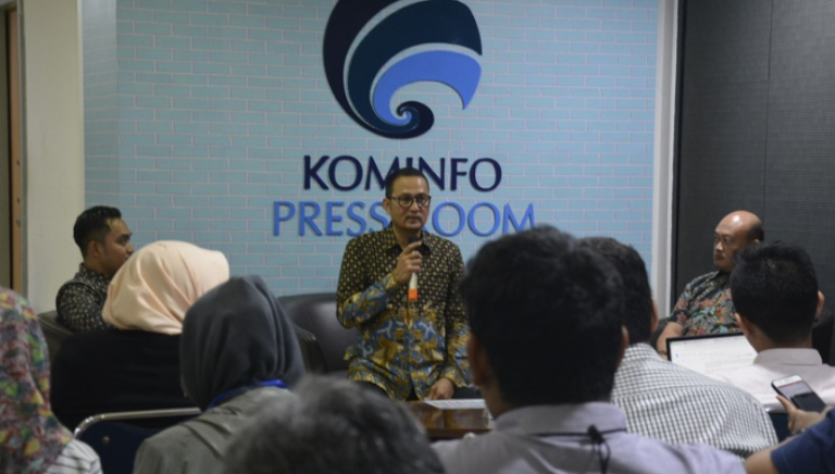 Kemenkominfo Luncurkan Piranti lunak Chatbot Anti Hoaks