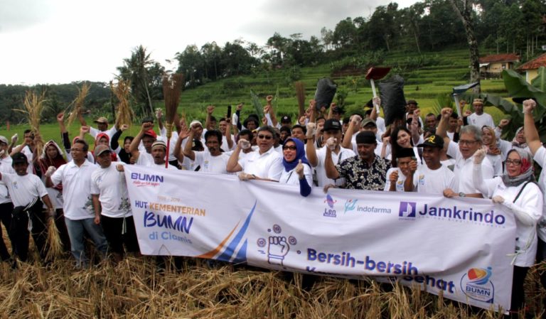Perum Jamkrindo Pimpin Kegiatan Padat Karya di Ciamis