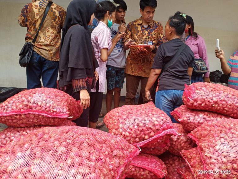 Stabilkan Harga Bawang Merah dan Putih, Kementan Gelar Operasi Pasar