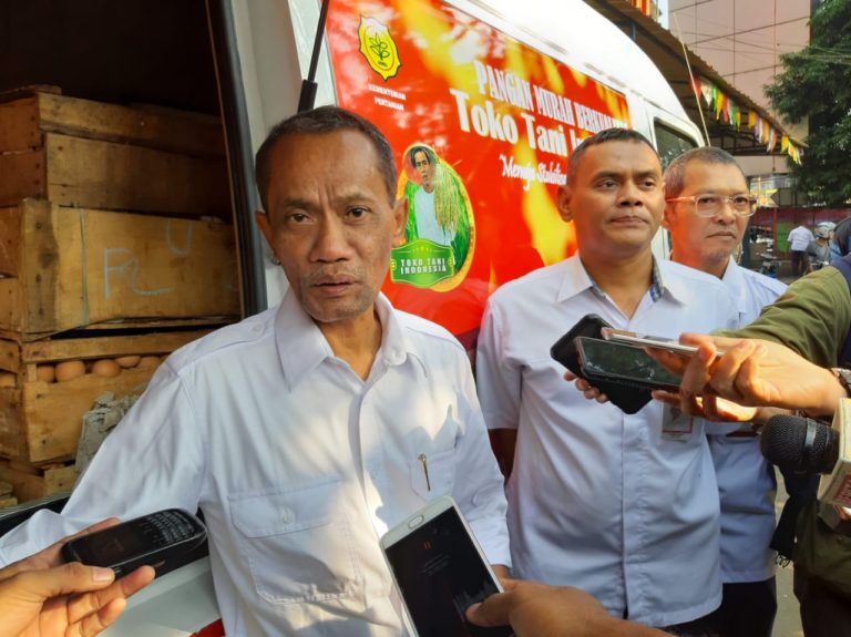 Stabilkan Harga, Kementan Operasi Pasar Telur Murah di Pasar Palmerah