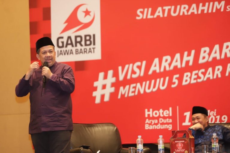 Fahri Hamzah: Makar itu Pakai Senjata Bukan Mulut, Tak Usah Dikarang-Karang