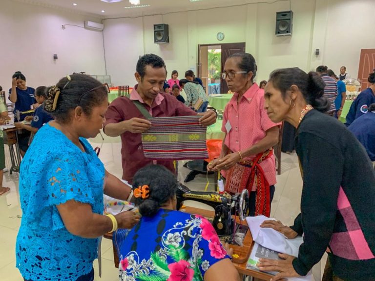Gandeng Start-up, Kemendes Dorong Kesejateraan Penjahit Daerah Tertinggal