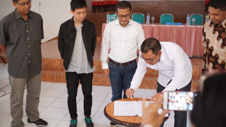 Kemendes Inisiasi Kerjasama Pengembangan Wisata Berbasis Digital di NTT