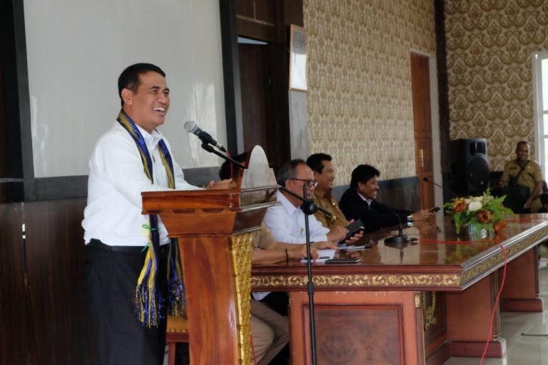 Menteri Amran Ajak Warga Muna Mandiri Pangan