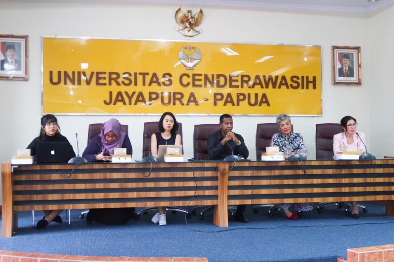 Gandeng Uncen dan Tokopedia, Kemendes Sosialisasi Digital Marketing Partnership