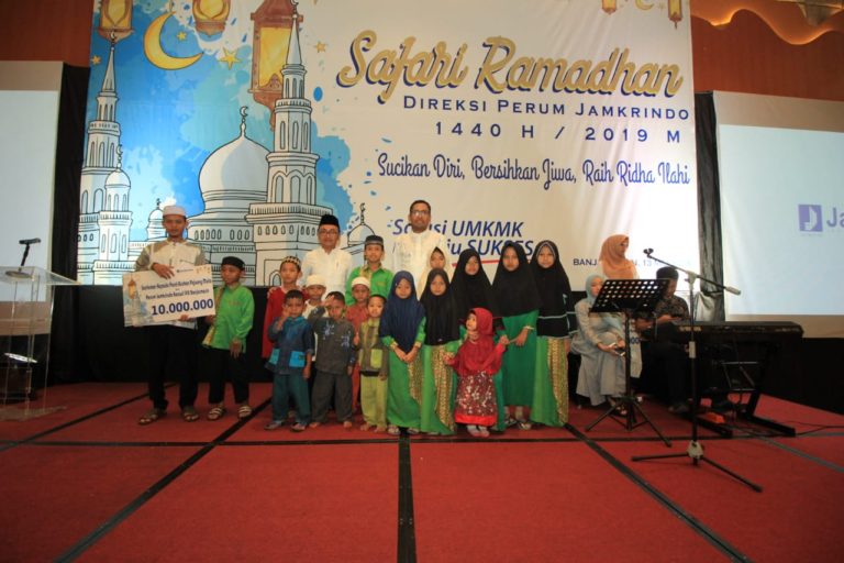 Safari Ramadan di Banjarmasin, Jamkrindo Santuni Anak Yatim