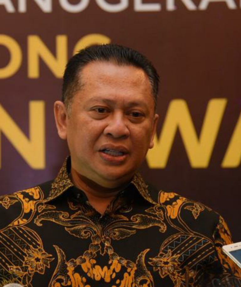 Jelang Panen Raya, Ketua DPR RI Ingatkan Kemendag Soal Harga Garam Rakyat!