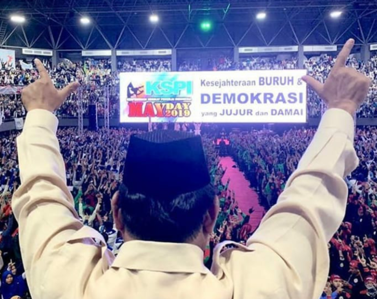 Ikut Perayaan, Prabowo Sampaikan Ucapan Selamat kepada Buruh
