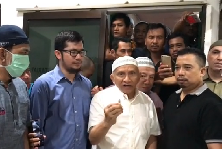 Amien Rais: Saya sedih dan marah Polisi Tembaki Umat Islam secara ugal-ugalan