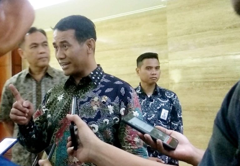 Harga Beras Turun, Amran minta Pengusaha Jangan Rugikan Petani