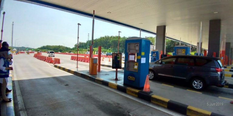 Sejak H-7, Tercatat 275.160 Kendaraan Lalui Gerbang Tol Kalikangkung