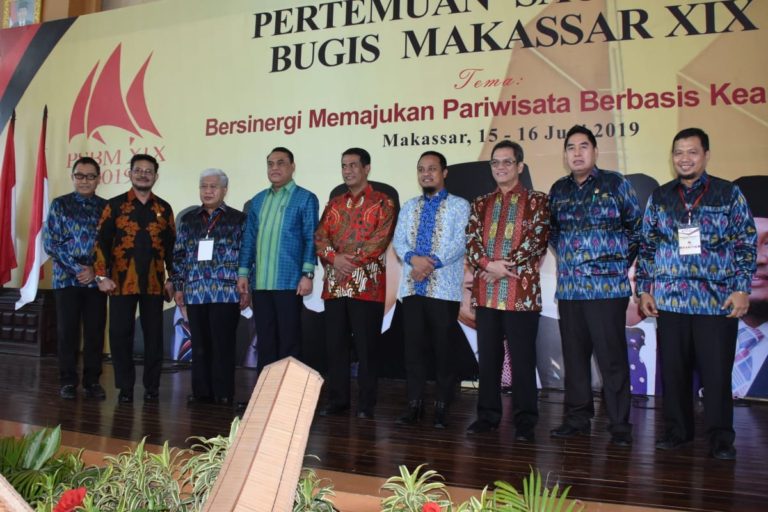 Semangati Saudagar Bugis, Menteri Amran: Mari Kita Guncang Dunia
