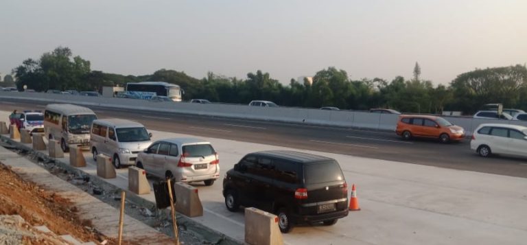 Jasa Marga Kembali Berlakukan One Way dari Km 69 Sampai Km 414