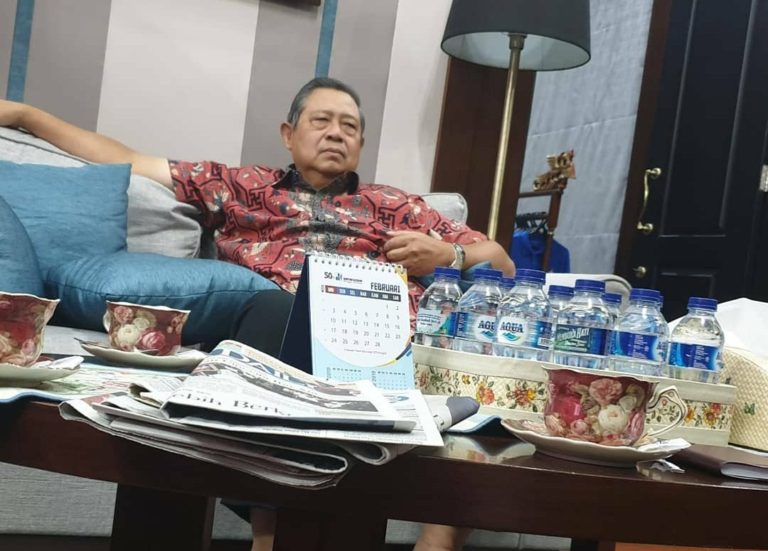 Selepas Ziarah dari Makam Istri, Tangis SBY kembali Pecah