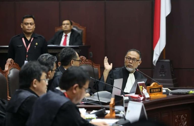 Sempat Absen, BW hingga Denny Indrayana kembali hadir di Sidang MK
