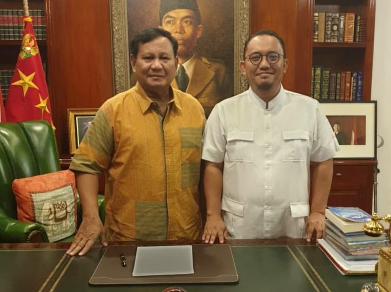 Pantau dari Ruang Kerja, Prabowo Puji Keberanian Para Saksi 02