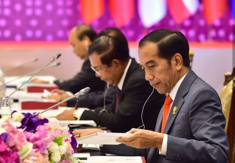 Didepan Pemuda ASEAN, Jokowi ajak Berpikir Out of The Box
