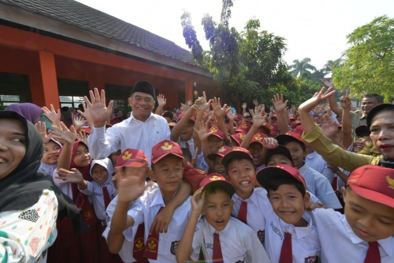 Hari Pertama Masuk Sekolah, Ini Harapan Mendikbud