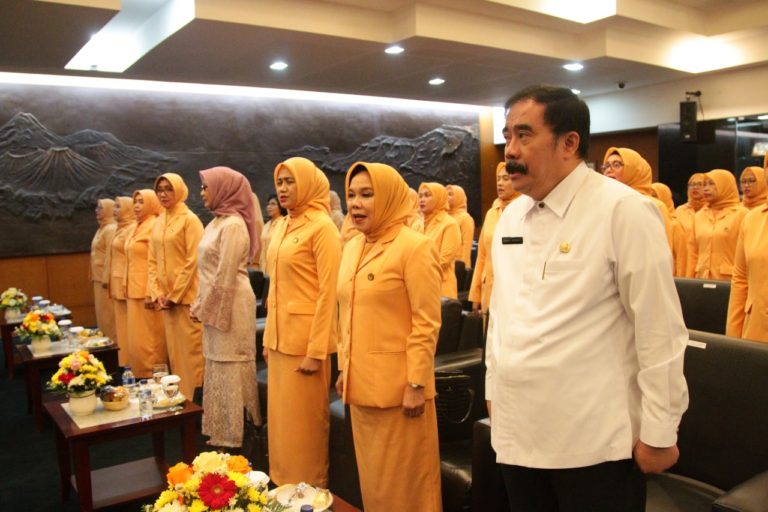 Donny Moenek : Sehebat-hebatnya Suami ada Seorang Istri Hebat di Sampingnya