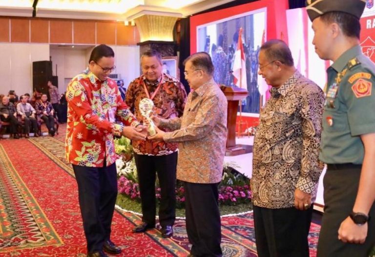 Sukses Kendalikan Inflasi, Pemprov DKI Sabet Lagi Penghargaan