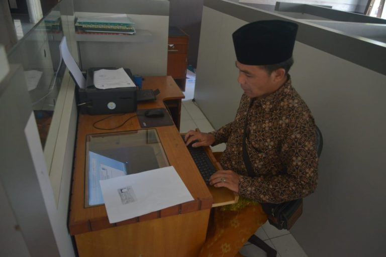 Desa Lingsar Lombok Sukses Terapkan Pelayanan Secara Digital