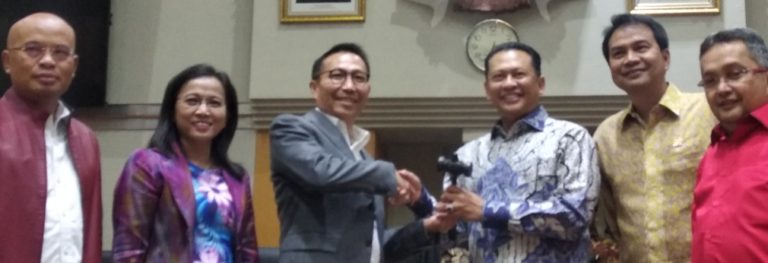 Lakukan Rotasi Pimpinan, Fraksi PDIP Tunjuk Herman Herry Gantikan Trimedya