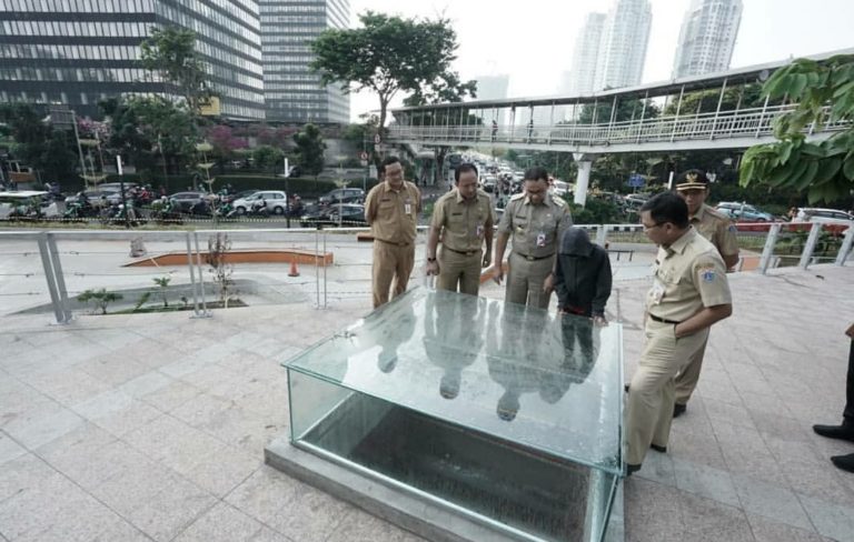 Ubah Wajah Jakarta, Anies Perbanyak Taman di Sekitar Halte TransJakarta