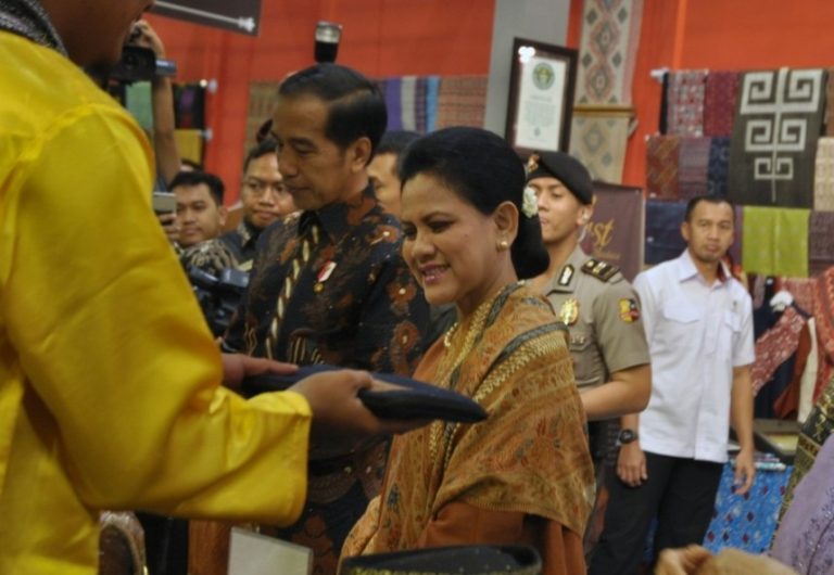 Kunjungi Pameran BI, Jokowi Senang Produk UMKM Makin Berkualitas