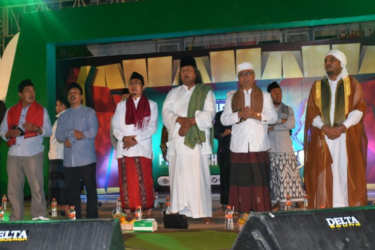 Rangkaian PIONIR Kemenag Gelar “PTKIN Bersholawat Bersama Gus Muwafiq”