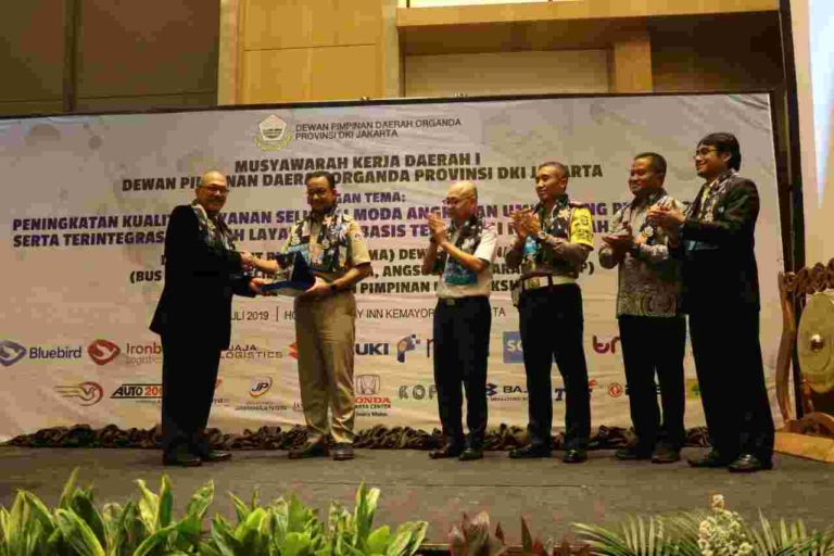 Anies Targetkan Integrasi Moda Transportasi di Ibukota Melalui Jak Lingko
