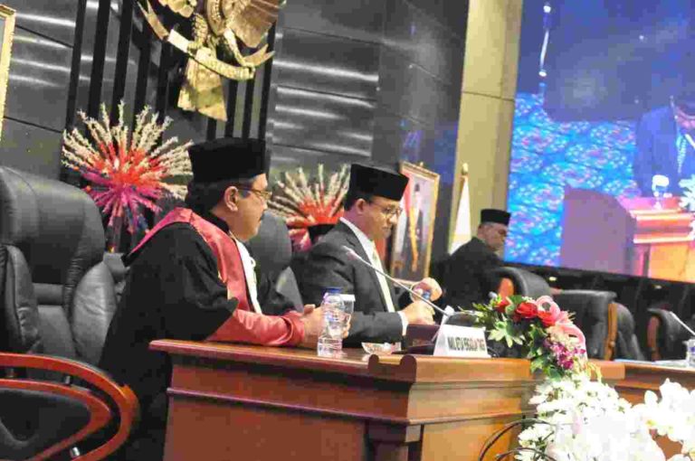 Anies Ajak Anggota DPRD DKI Baru Kolaborasi Majukan Jakarta