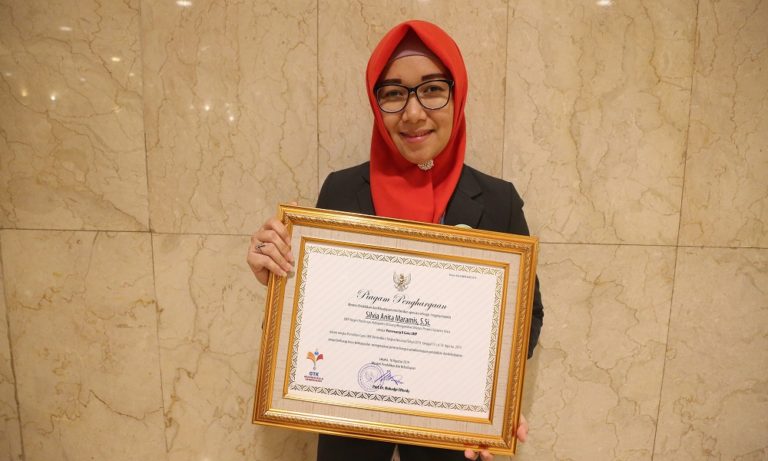 Layakkah Aku Menjadi Guru SMP Berdedikasi Sebagai Nadi Pendidikan Bangsa