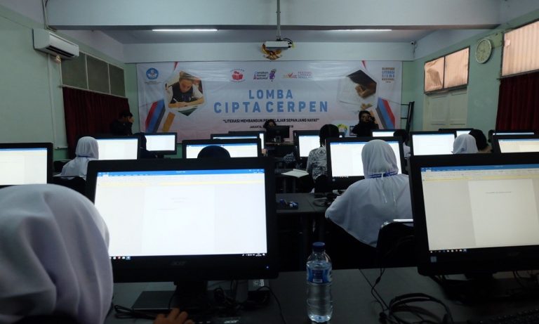 Kemendikbud Siap Salurkan Komputer Tablet ke 36.281 Sekolah