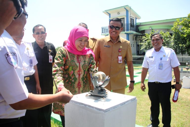 Khofifah Ingin Koneksi Informasi BMKG Mudah Diakses Publik