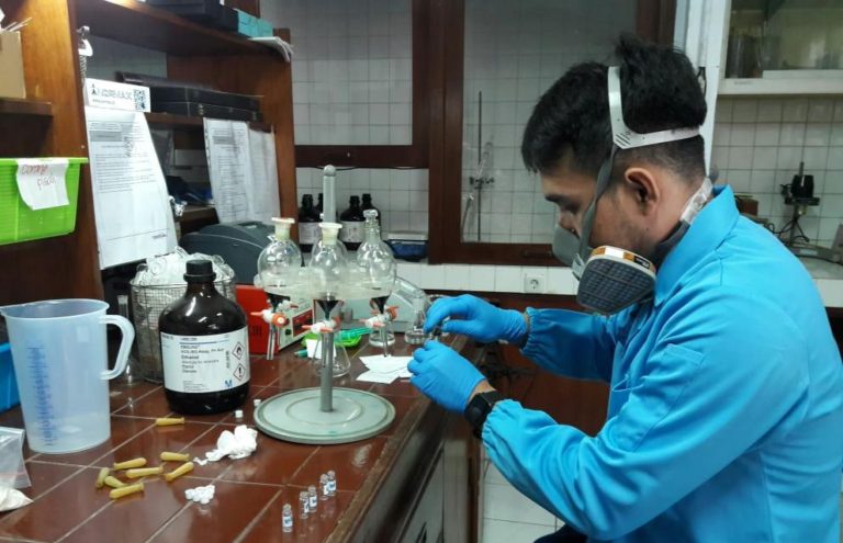 Kementan awasi mutu pestisida yang beredar dengan uji laboratorium