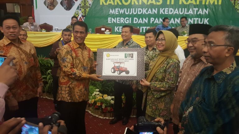 Terkait Mentan Sumbang Mesjid, Ustad Yusuf Mansur: Pak Amran Sosok Peduli Umat