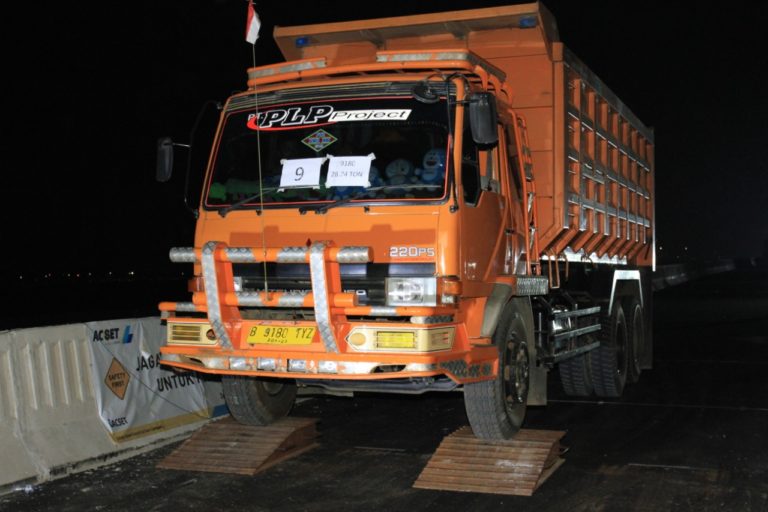 Jasa Marga Uji Beban Tol Jakarta-Cikampek Elevated