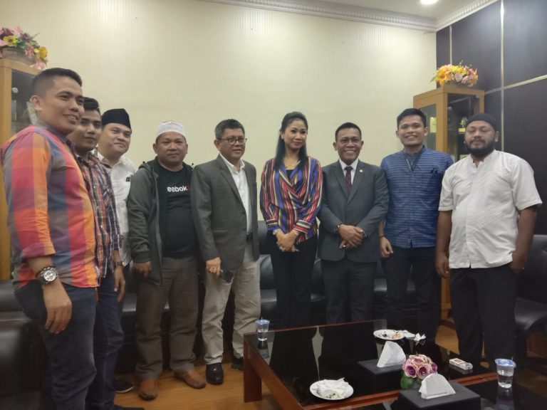 Bertemu Komisi III DPR, Forum Santri Indonesia Dukung Revisi UU KPK