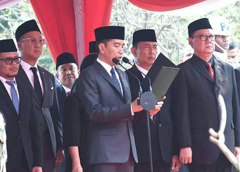 Jokowi Kagumi BJ Habibie sebagai Sosok Negarawan Sejati
