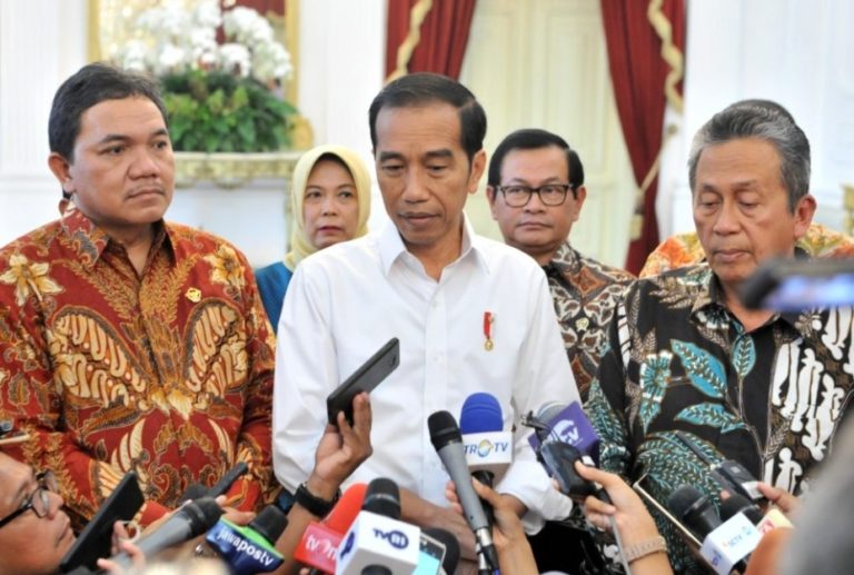 Belajar dari Imam Nahrawi, Jokowi Minta Menterinya Hati-hati Pakai APBN