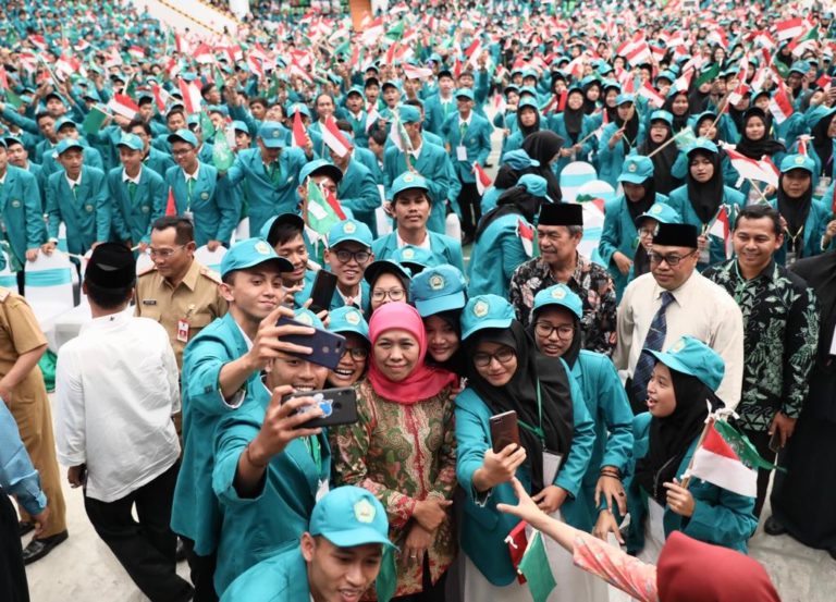 Gubernur Khofifah : Jatim Jadi Pilot Project Revolusi Industri 4.0 Di  Indonesia