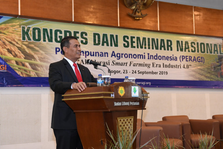 Dalam Kongres Ahli Agronomi, Menteri Amran Paparkan Kinerja Pertanian