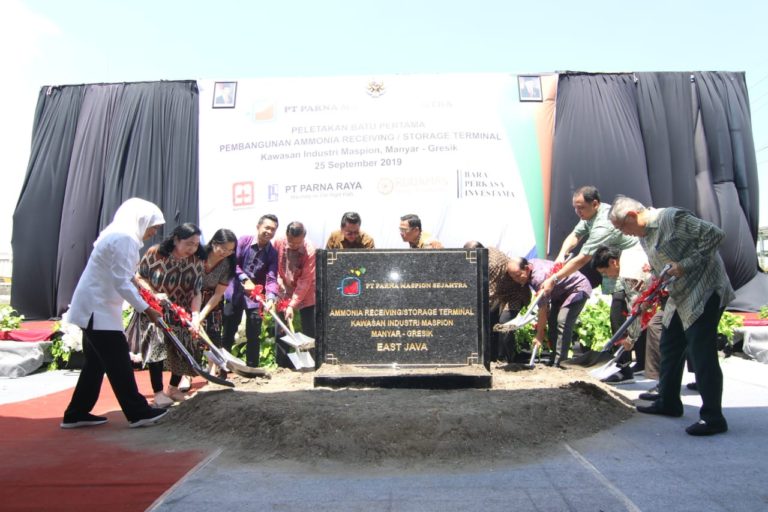 Gubernur Khofifah Dorong Industri Petrokimia di Jatim