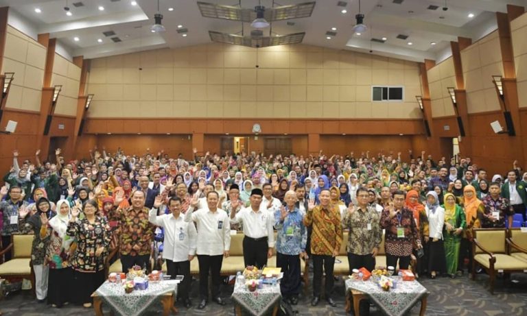 Peringati Hari Guru Sedunia, Dirjen GTK: Profesi Tenaga Pengajar Diincar Kaum Milenial