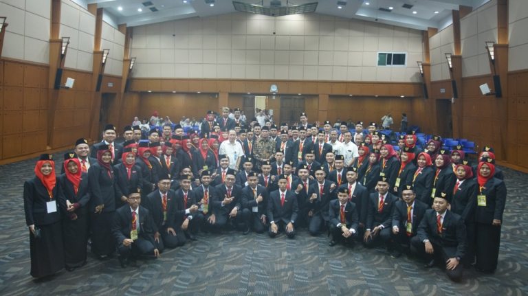 Mendikbud: Tanggung Jawab Guru CLC Harus Membentuk Mental Anak Indonesia