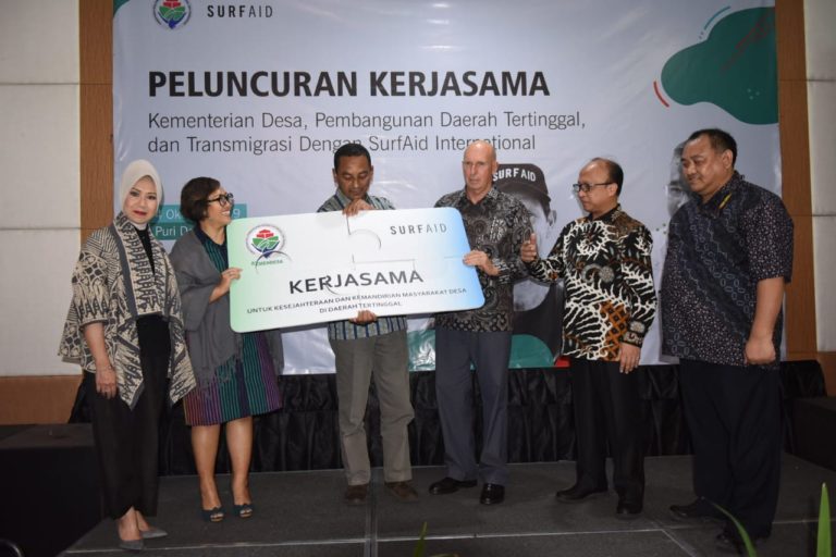 Gandeng SurfAID, Kemendes PDTT Tingkatkan Kualitas Hidup Masyarakat Daerah 3T