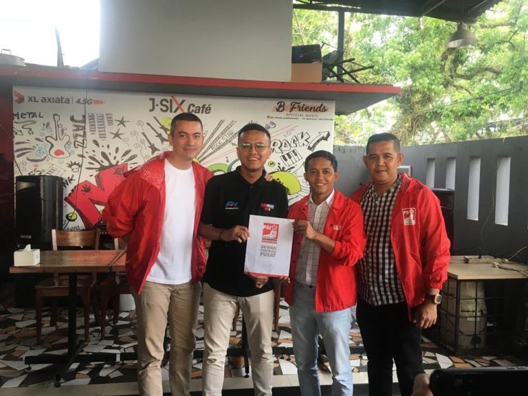 Resmi Gabung PSI, Faldo Maldini Diberi Jabatan Ketua DPW Sumbar