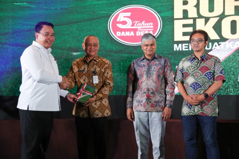 Buku Rural Ekonomics III; Menguatkan Pilar Ekonomi Desa