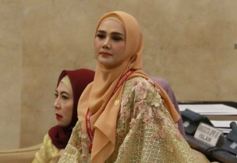 Resmi jadi Anggota DPR, Mulan Jameela Janji Akan Perangi Korupsi